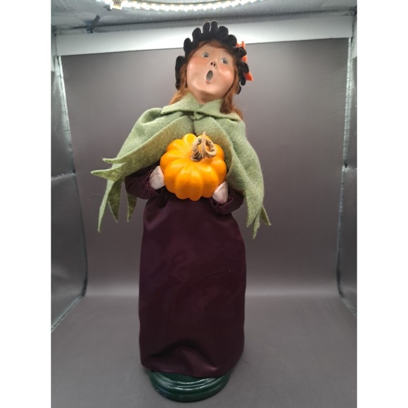 BYERS' CHOICE LTD.2011 WITCH WITH PUMPKIN Satin Dress Black Hat Artist Signed - Picture 3 of 15